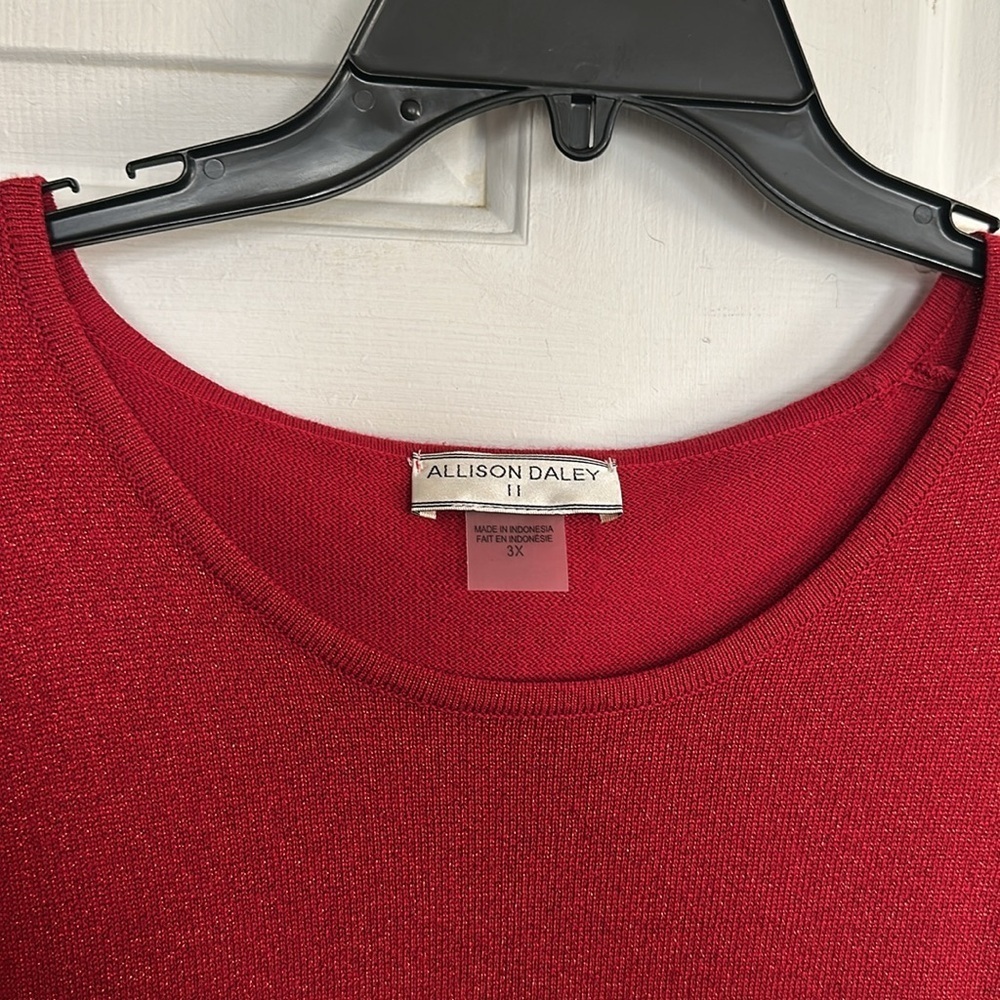 Allison Daley 3x red sparkle top - Picture 2 of 3
